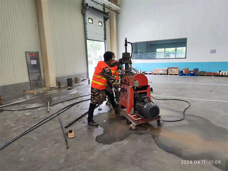 奎屯厂房地面下沉塌陷注浆加固施工